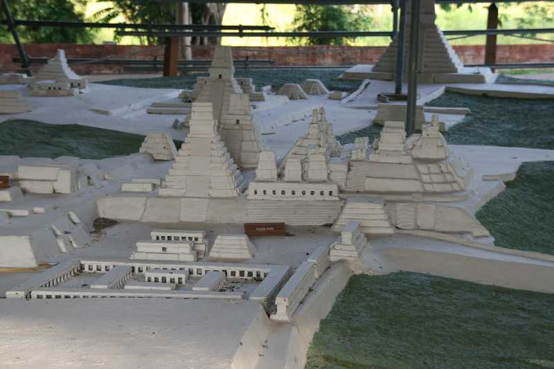 Mexico & Guatemala 2010 - 1046